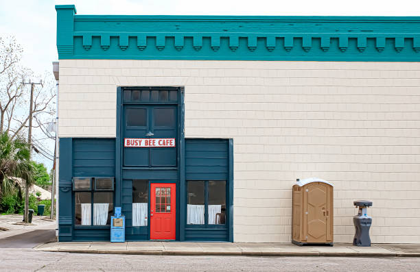 Best Porta potty delivery and setup  in Largo, FL